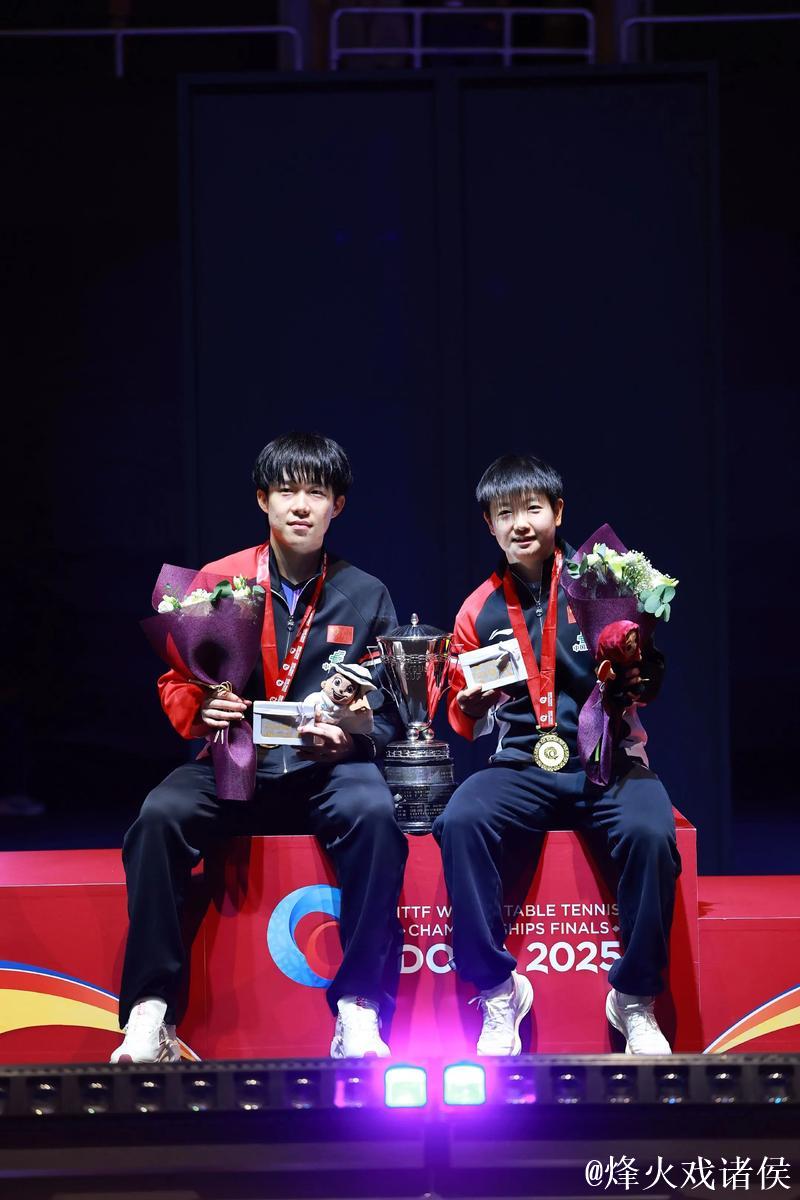 2025中国体育巅峰时刻：王楚钦孙颖莎等选手勇夺金牌